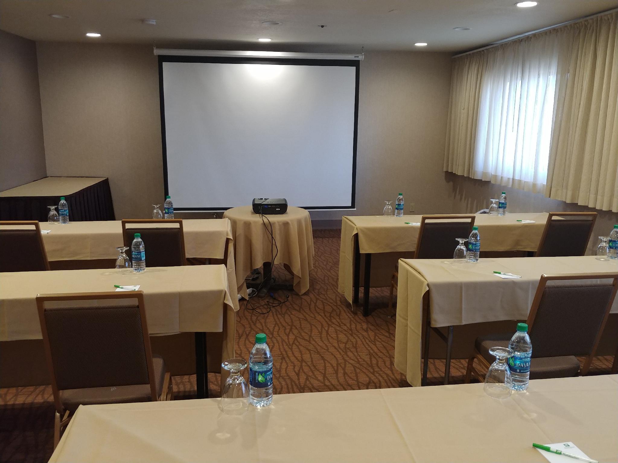 Holiday Inn Santa Ana-Orange County Airport By Ihg Bagian luar foto